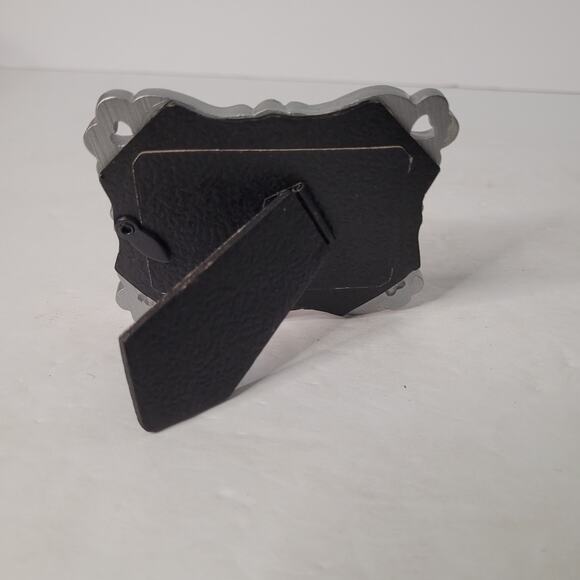 13 Boxes of Silver Place Card Holder Frame. - Picture 5 of 8